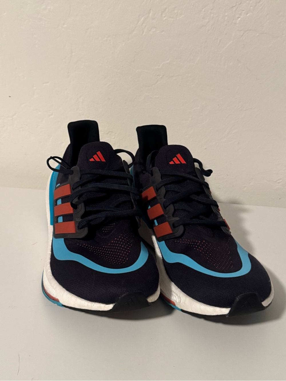 Adidas Men’s Ultraboost 23 Light Running Shoes Size 12 Ink Bright Red Cyan Blue